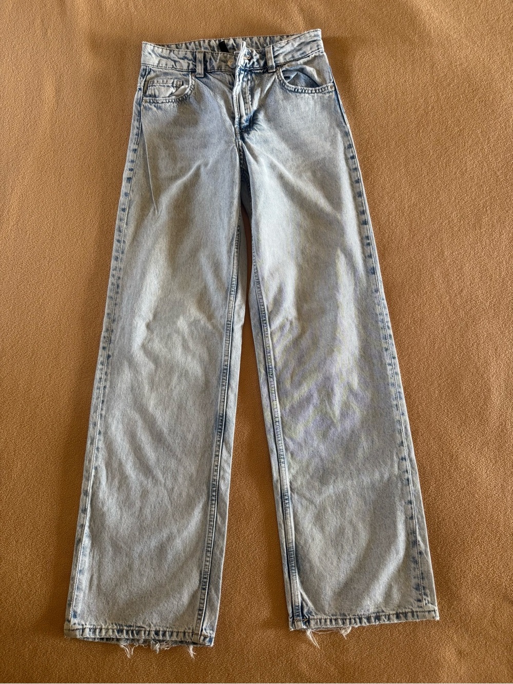DIVIDED Light Wash Wide Leg Women’s Jeans - Casual Everyday Fit